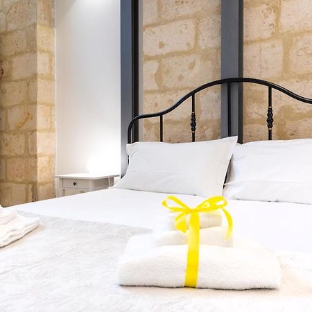 Stazione & Politecnico Stylish Apt With Netflix Bari Exterior photo