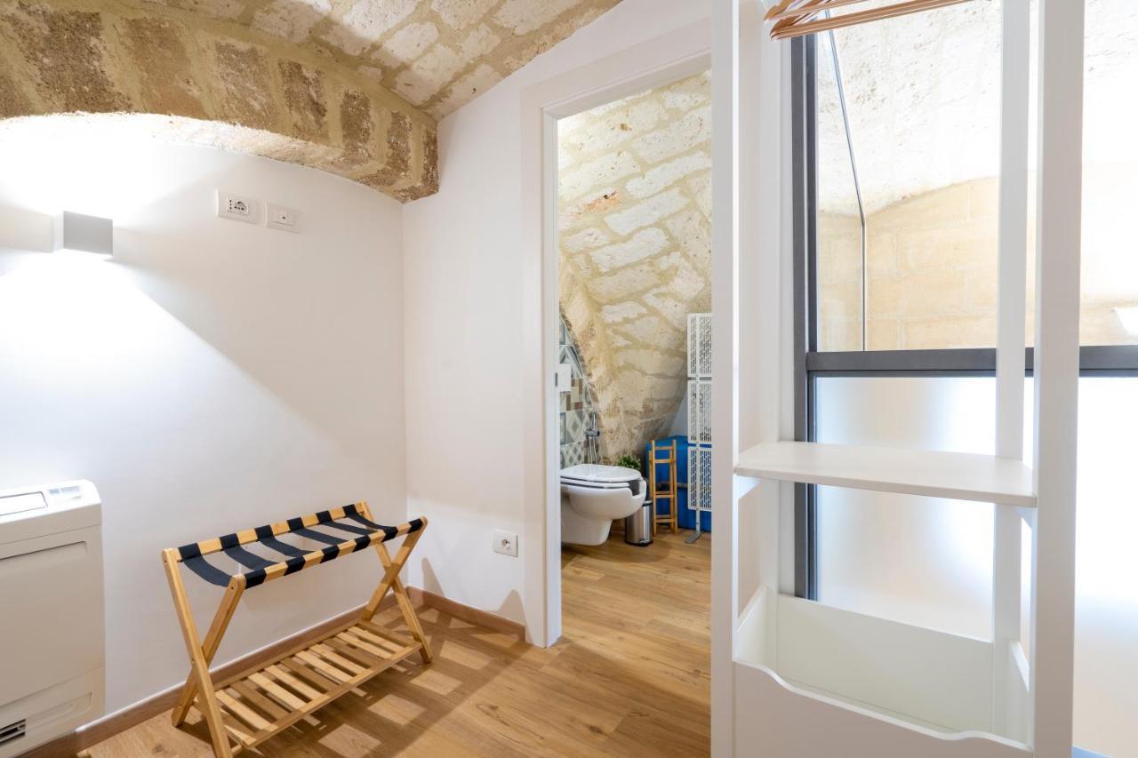Stazione & Politecnico Stylish Apt With Netflix Bari Exterior photo