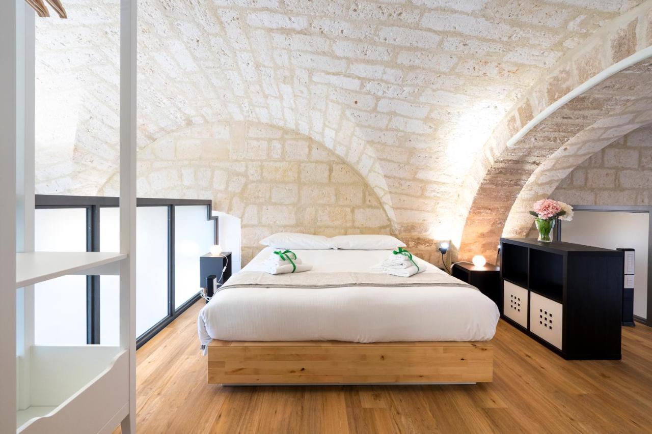 Stazione & Politecnico Stylish Apt With Netflix Bari Exterior photo